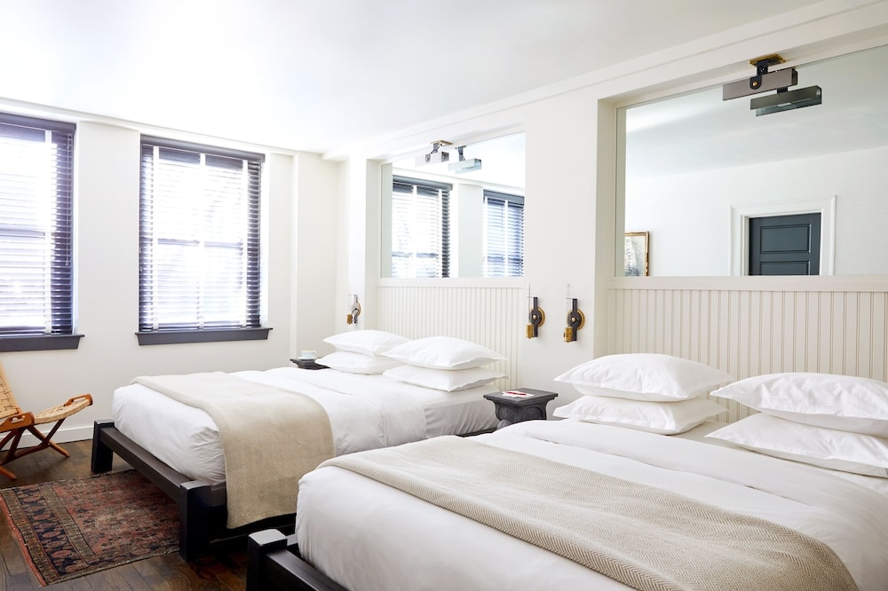 Providence (RI) - Neptune, an Ash Hotel