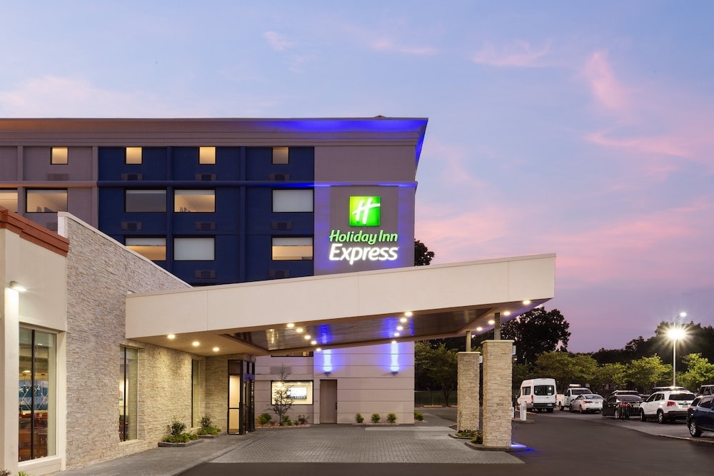 East Point - Holiday Inn Express ATLANTA AIRPORT - NORTH by IHG
