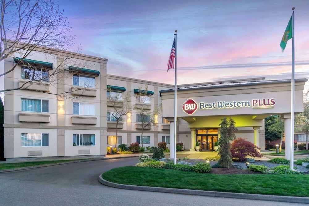 Lynnwood - Best Western Plus Edmonds Harbor Inn