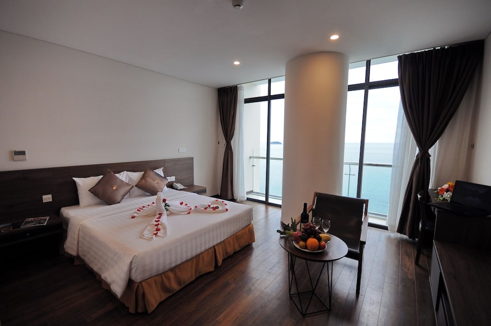 Thôn Xuân Lạc - Lenid Ocean View Hotel