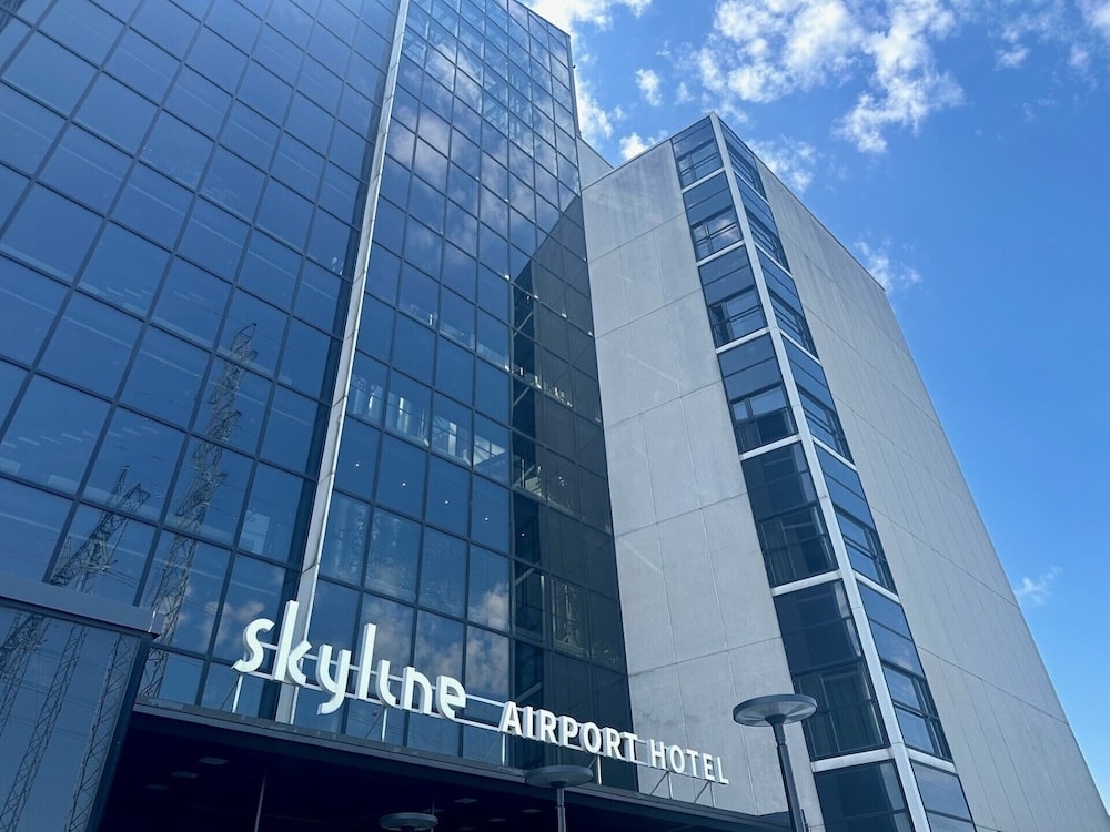 Vanda - Skyline Airport Hotel
