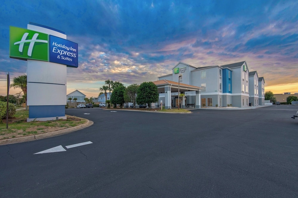 Destin - Holiday Inn Express & Suites DESTIN E - COMMONS MALL AREA by IHG