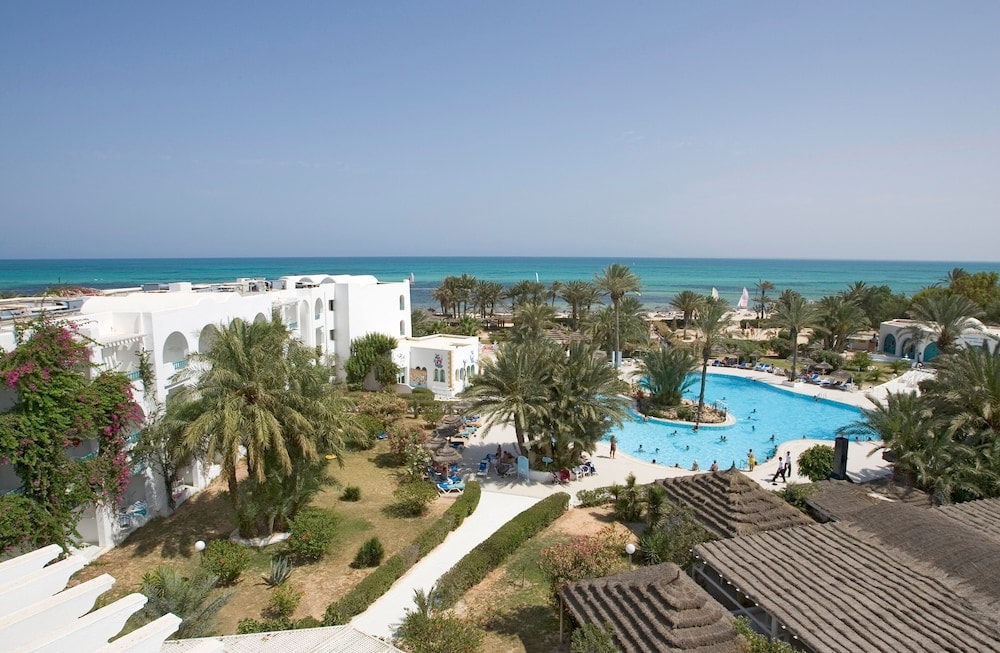 Aghīr - Golf Beach & Thalasso -Family & Couples