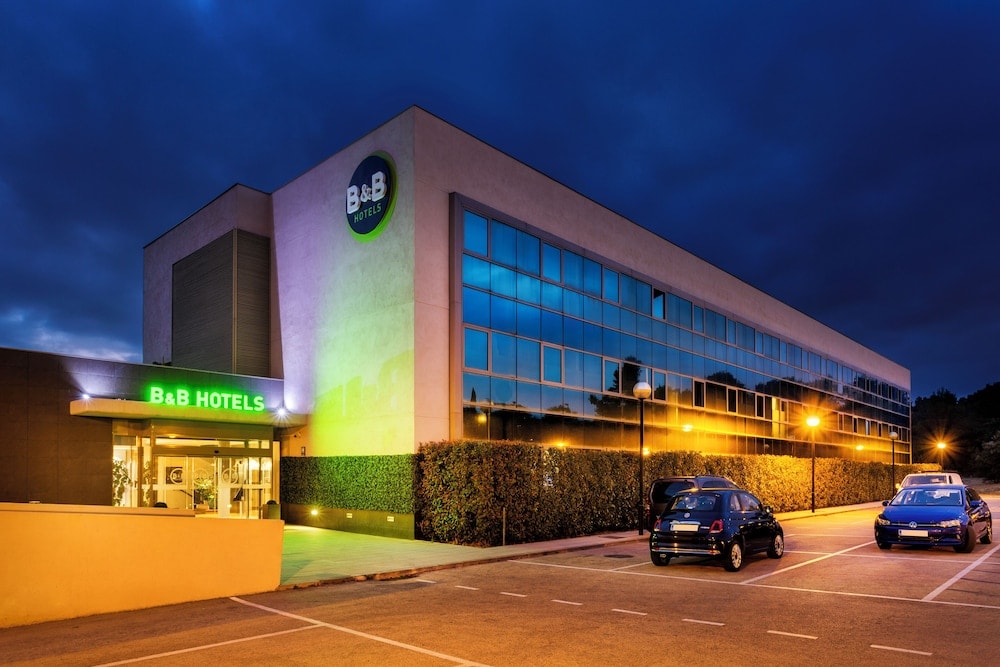 Sabadell - B&B HOTEL Barcelona Sant Cugat