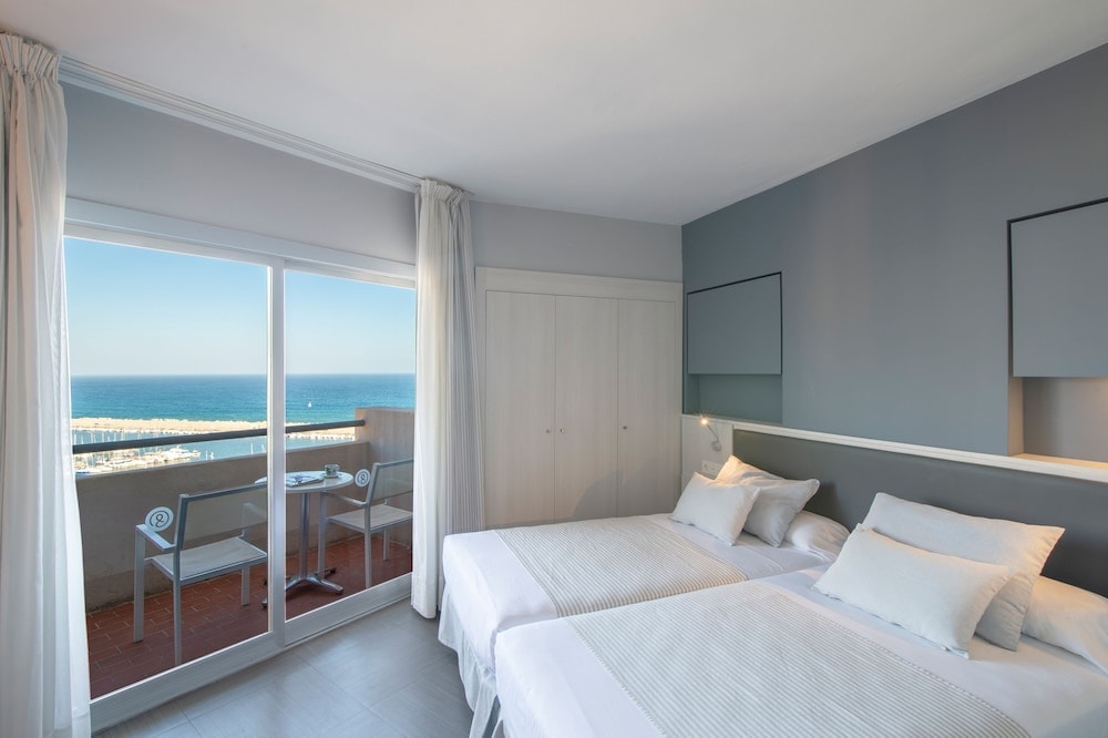 Fuengirola - Hotel El Puerto by Pierre Vacances