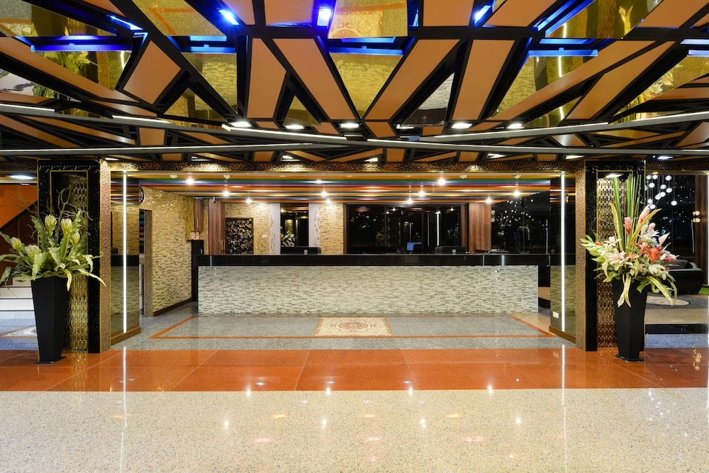 The Breton Hotel Media