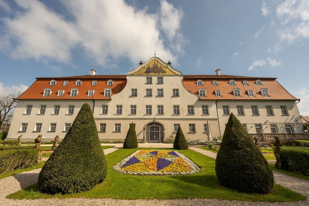 Bad Grönenbach - Schloss Lautrach