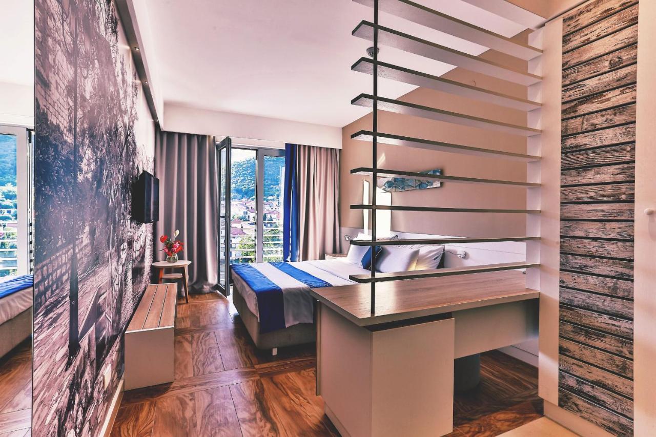 Malmö - Tivat - Carine Hotel Delfin