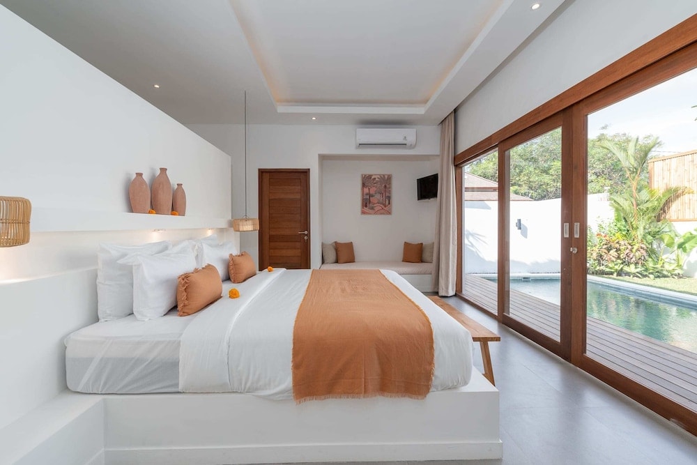 Stockholm - Canggu - Villa Lounes 1 - Walking Distance to Nyanyi Beach