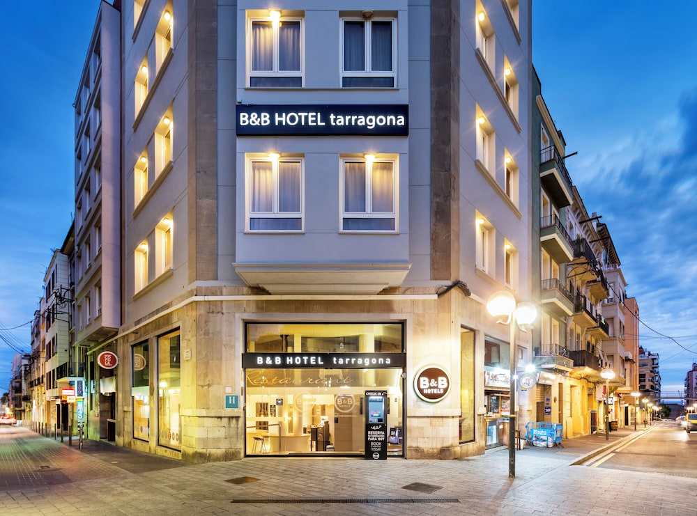Göteborg - Tarragona - B&B HOTEL Tarragona Centro Urbis