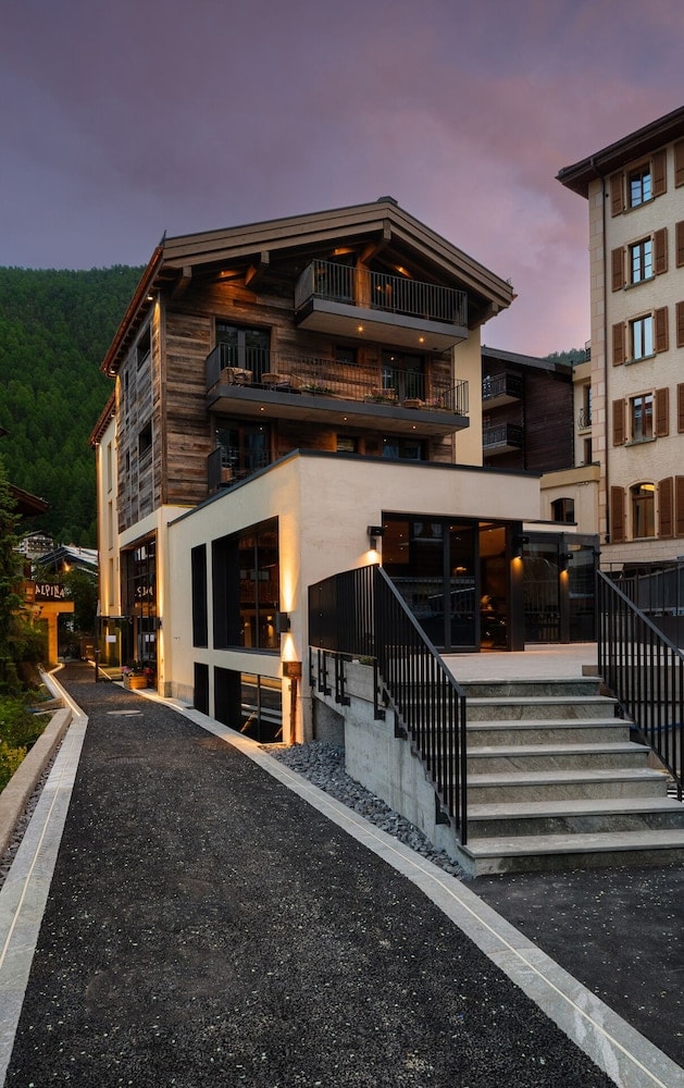 Stockholm - Zermatt - Hotel Tannenhof