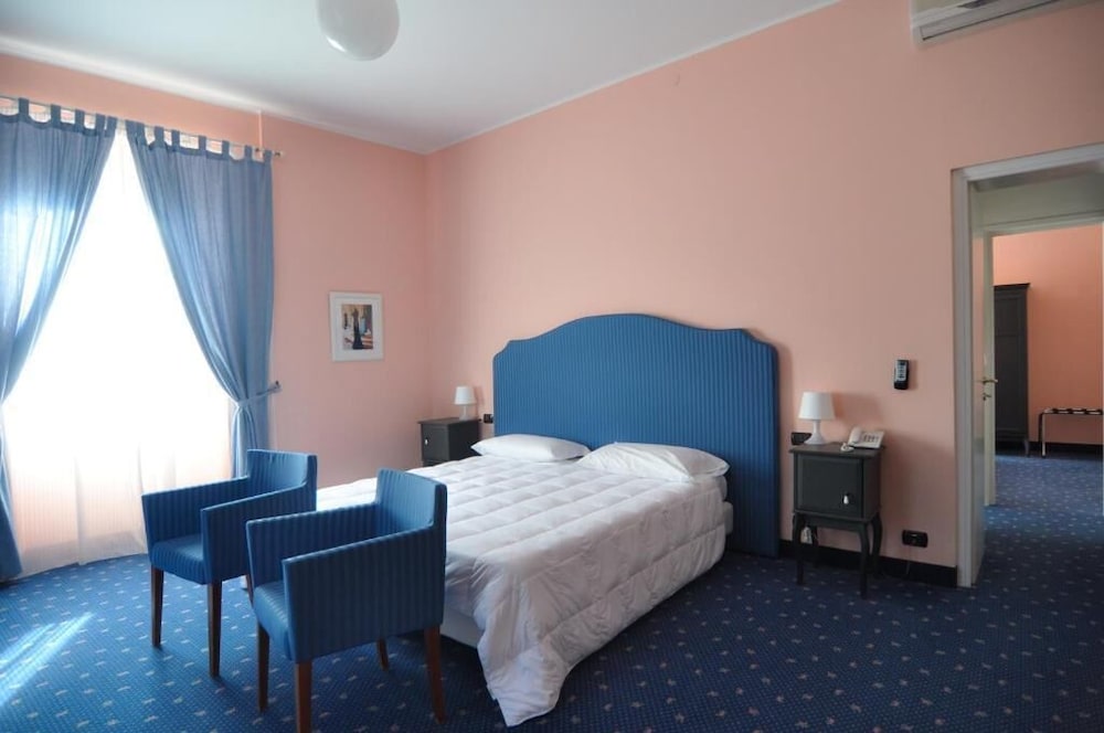 Voghera - Hotel Milano Pool & Garden