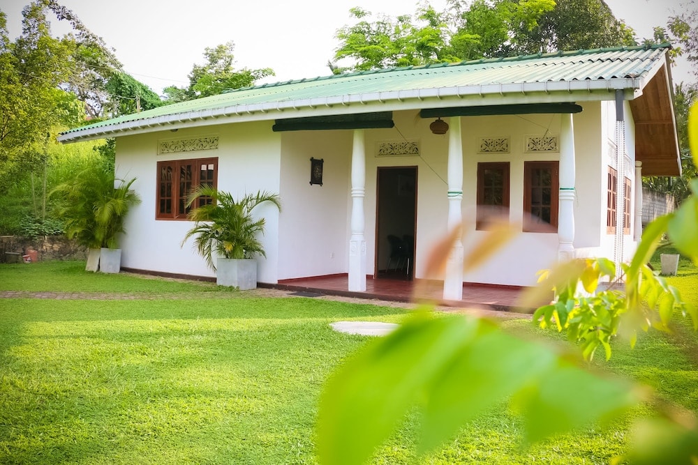 Wadduwa - Horahena Farm Stay