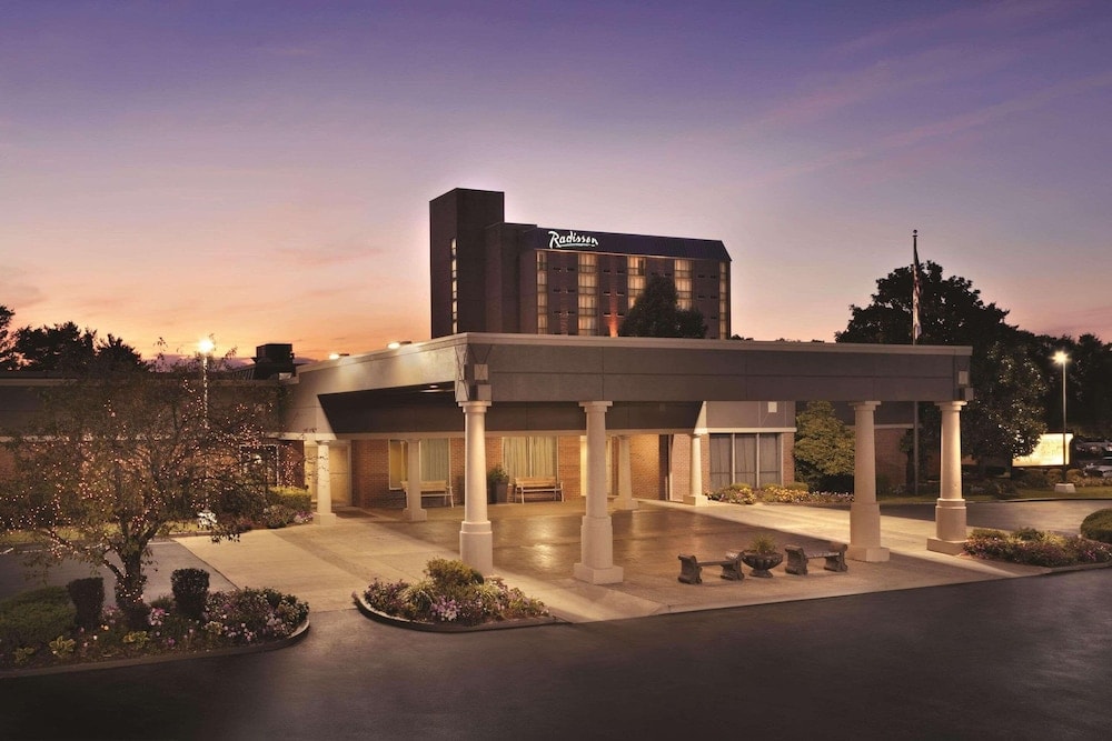 Louisville (KY) - Radisson Hotel Louisville North
