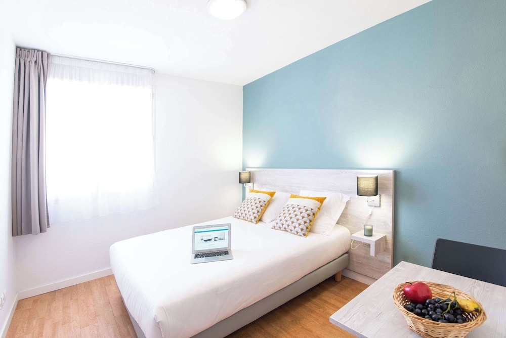 Aix-en-Provence - Comfort Aparthotel Aix Le Tholonet