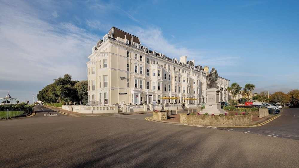 Folkestone - voco The Clifton Folkestone by IHG