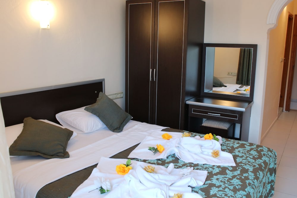 Konyaalti - Hotel Gold Stone