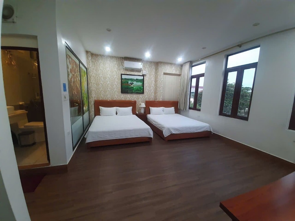 Noi Bai - Luxury Airport Hotel & Travel