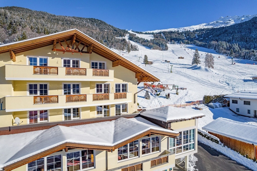 Jerzens - Hotel Alpen-Royal