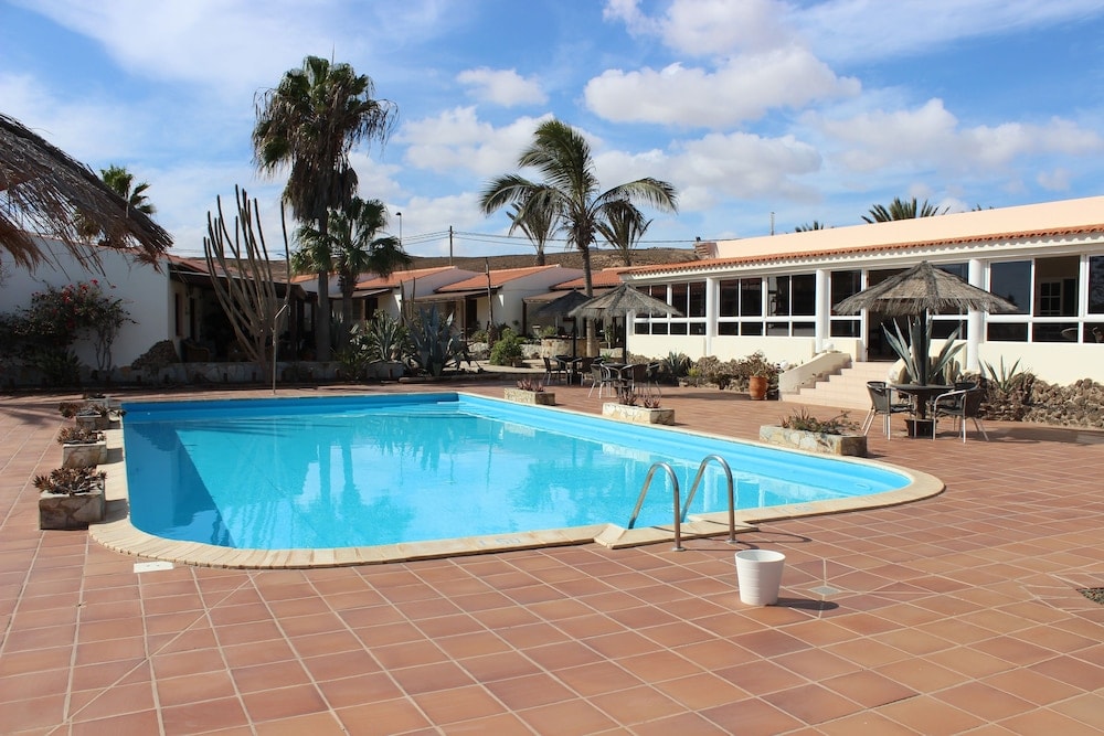 La Oliva - Rustic 1-bed Bungalow in Parque Holandés