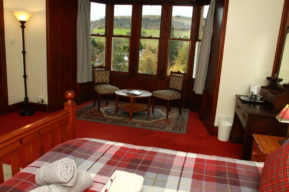 Dingwall - The Retreat Hotel