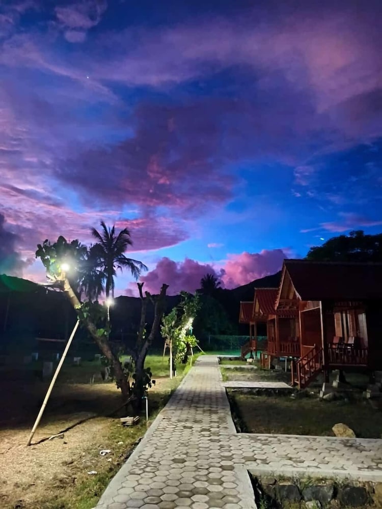 Selong Belanak - Mio Villa Tomang Omang Lombok
