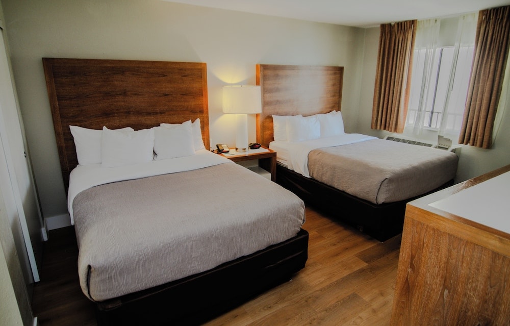 Lake Buena Vista - Quality Inn & Suites By the Parks