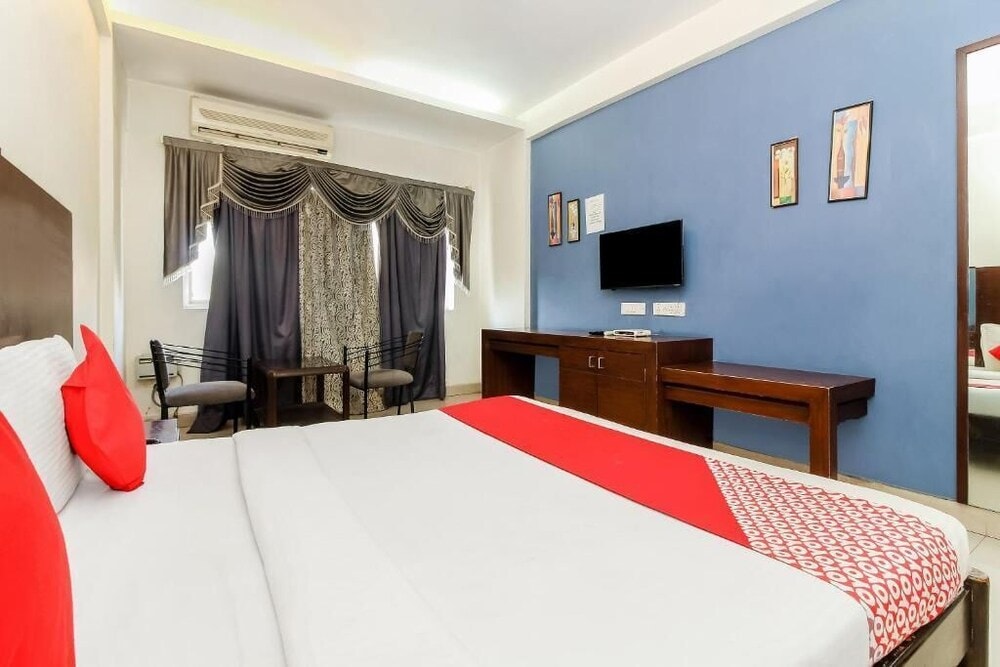 Hyderabad - HOTEL NEW MEREDIAN ORCHID