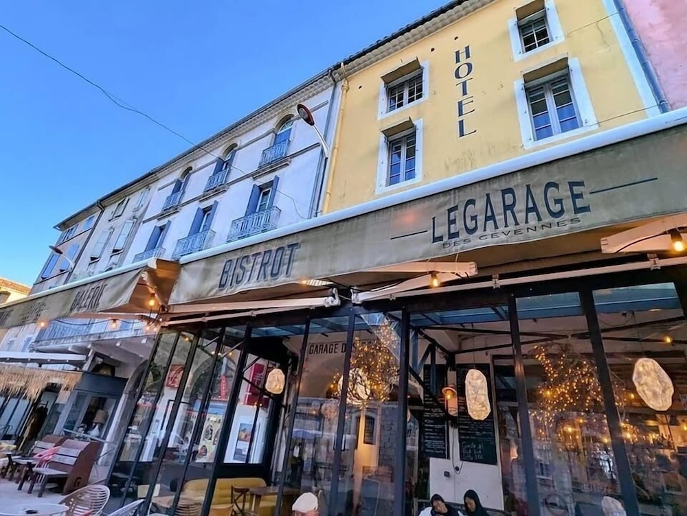 Saint Sebastien d'Aigrefeuille - L'Hôtel du Garage des Cevennes
