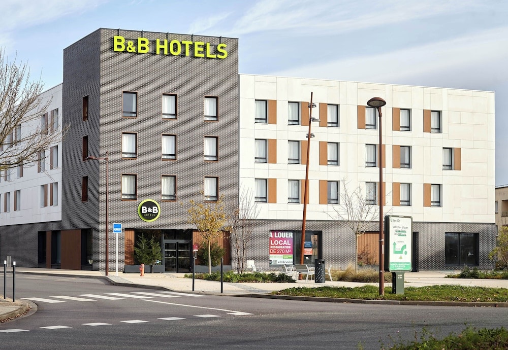 Versailles - B&B HOTEL Bois d'Arcy Saint Quentin en Yvelines
