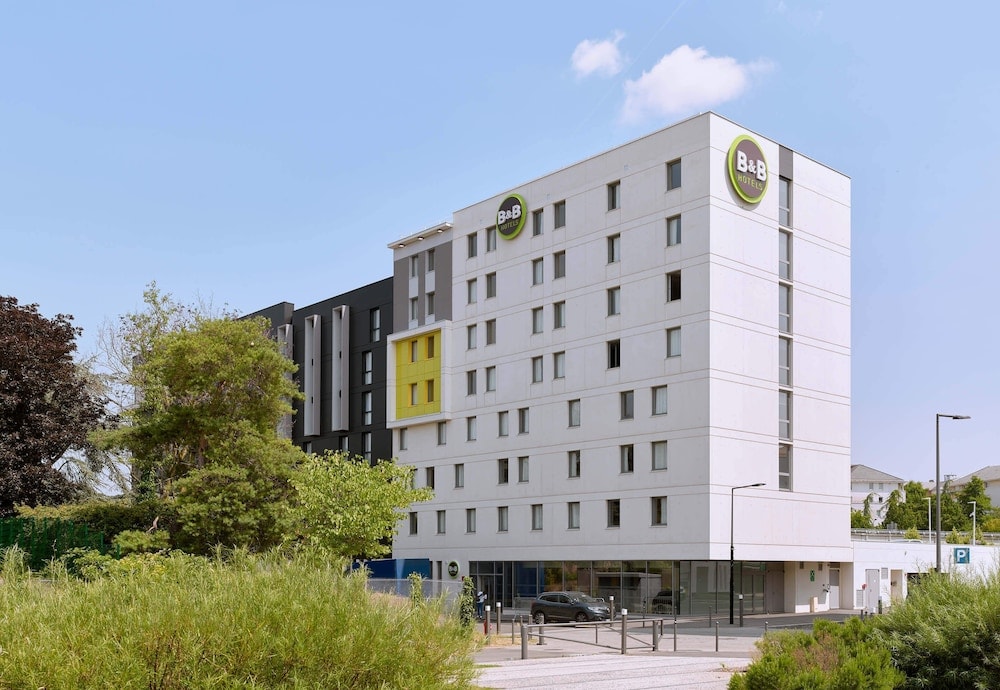 Stockholm - Paris Orly - B&B HOTEL Paris Créteil