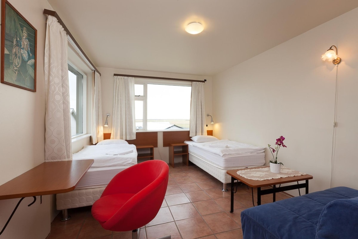 Skógar - Drangshlid Hotel by Tröll