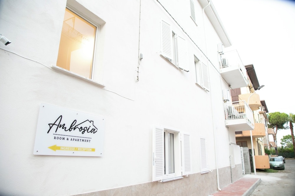 Stockholm - Rossano Stazione - Ambrosia Room & Apartment
