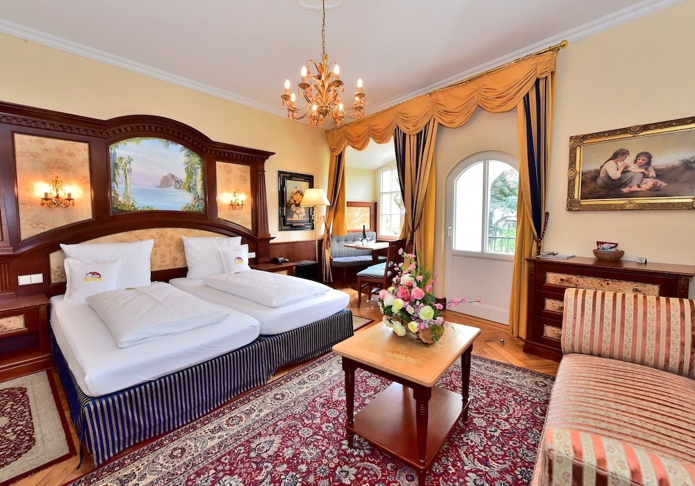 Lindau - Schloss Hotel Wasserburg