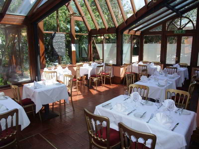 Ilford - Harefield Manor Hotel