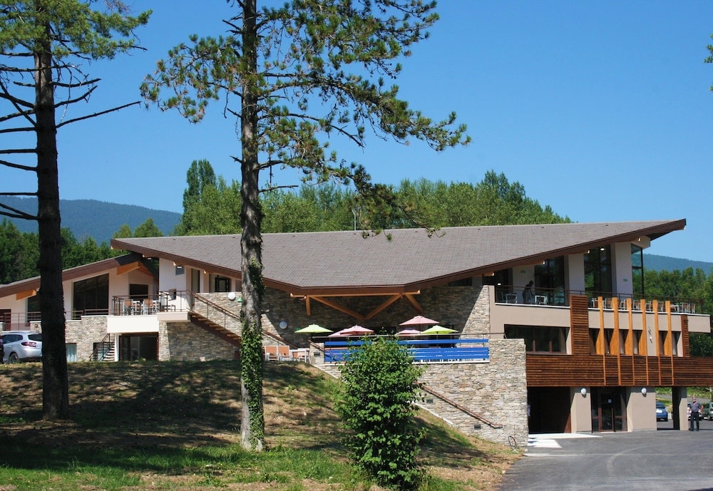 Menthon-Saint-Bernard - Le Pré du Lac