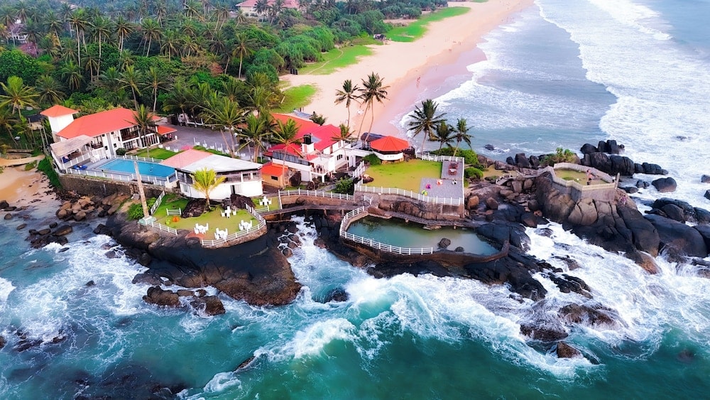 Waturegama - Scarlet White Resort