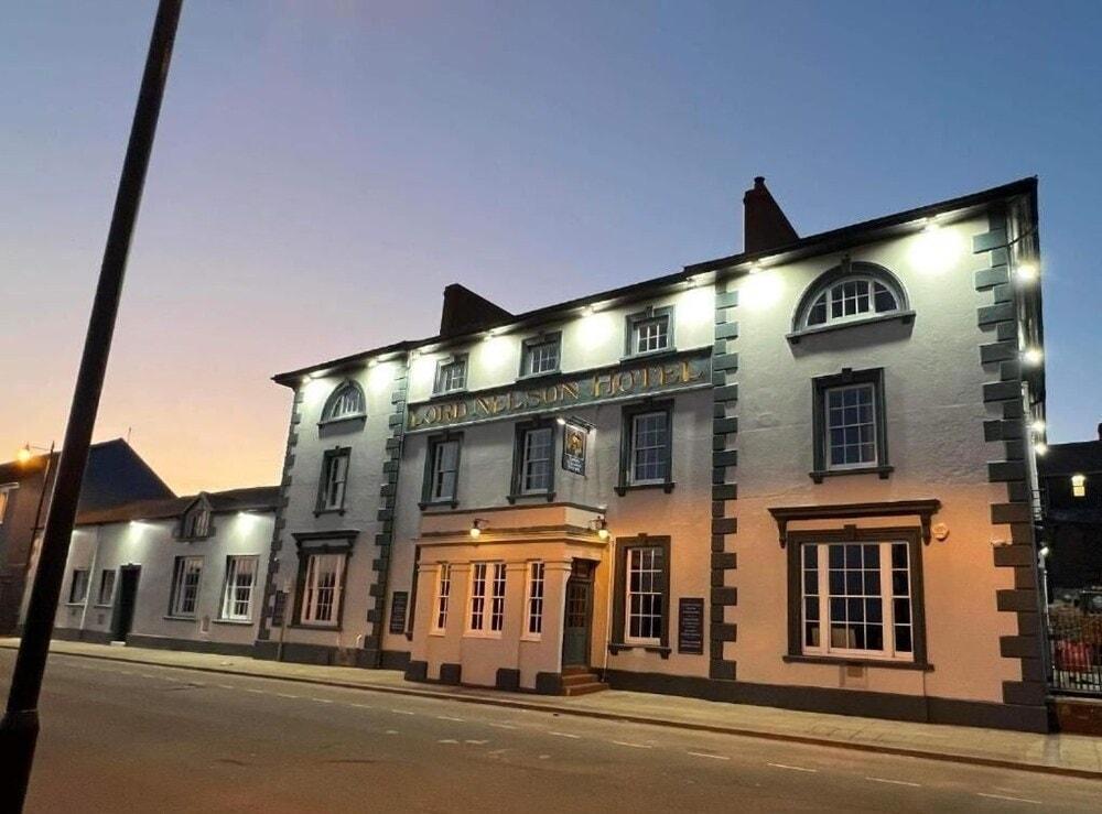 Milford Haven - THE LORD NELSON HOTEL