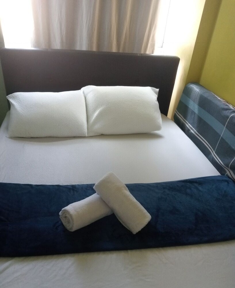 Pasay - Chelsea Tower 2
