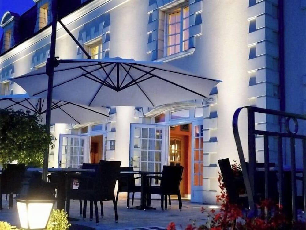Le Puy-Notre-Dame - Le Relais du Bellay