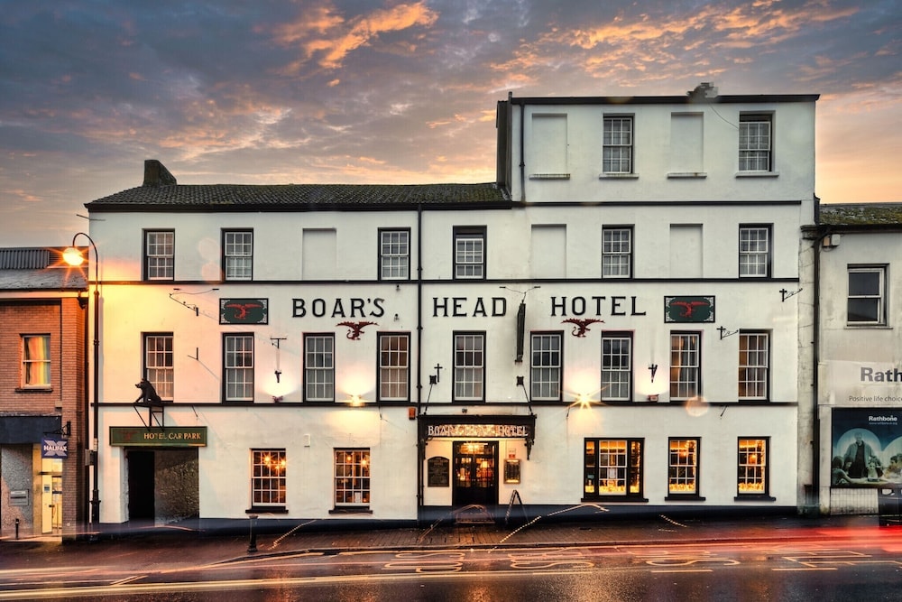 Carmarthen - Boars Head Hotel