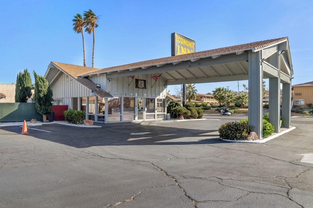 Barstow - Economy Inn Barstow