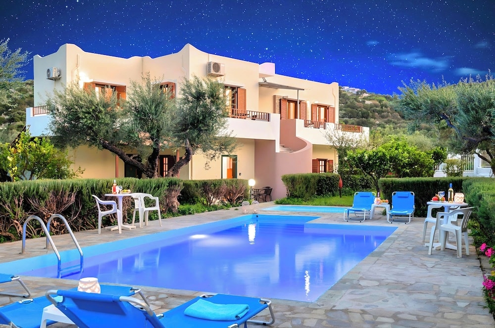 Umeå - Agios Nikolaos, Kreta - Plaisir Beachside Apts