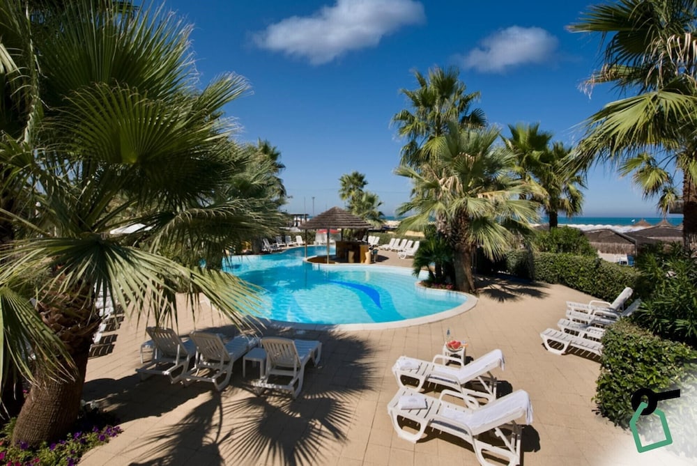 Giulianova - HOTIDAY Room Collection - Giulianova