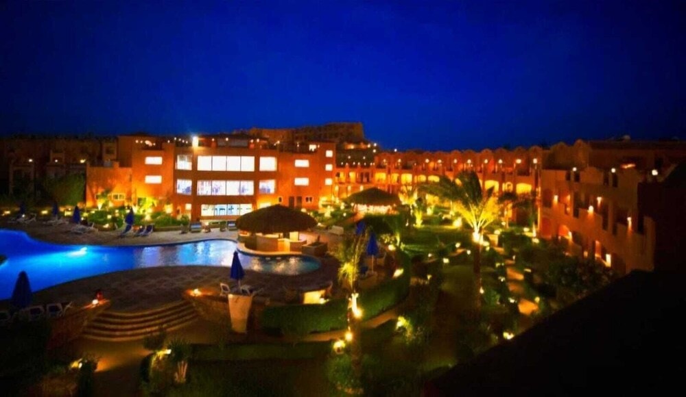 Ain Sokhna - La Rosa Empire Hotel