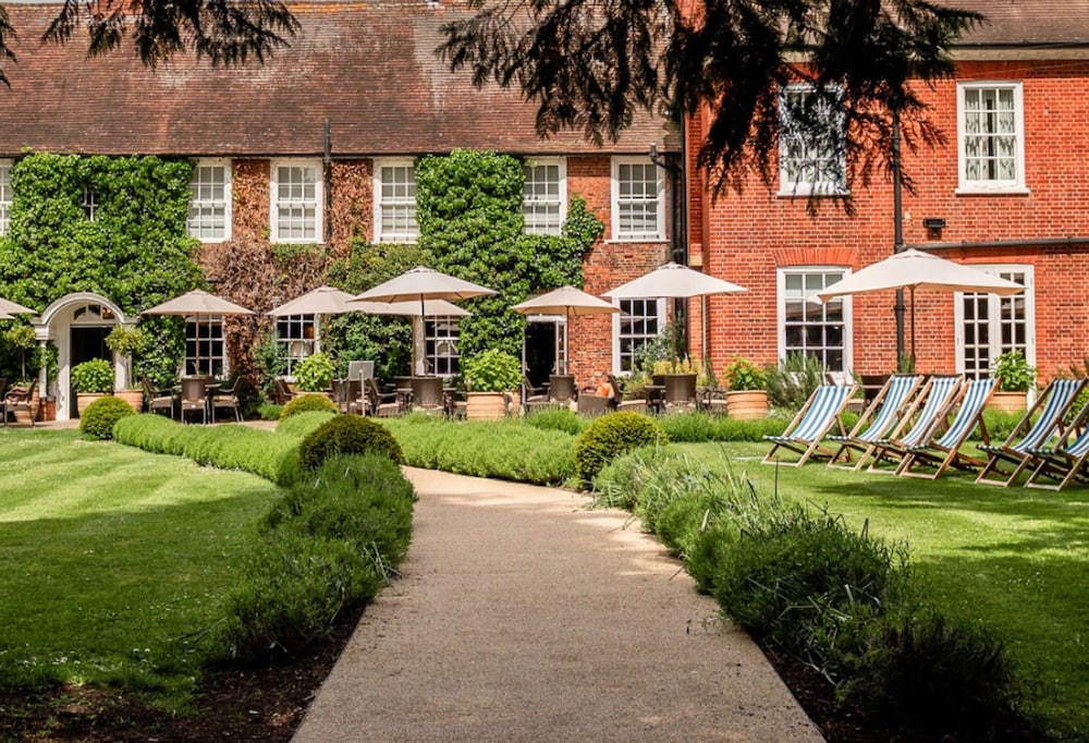 Farnham - Bush Hotel Farnham