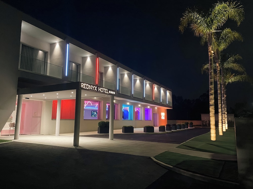 Espinho - REDNYX Hotel