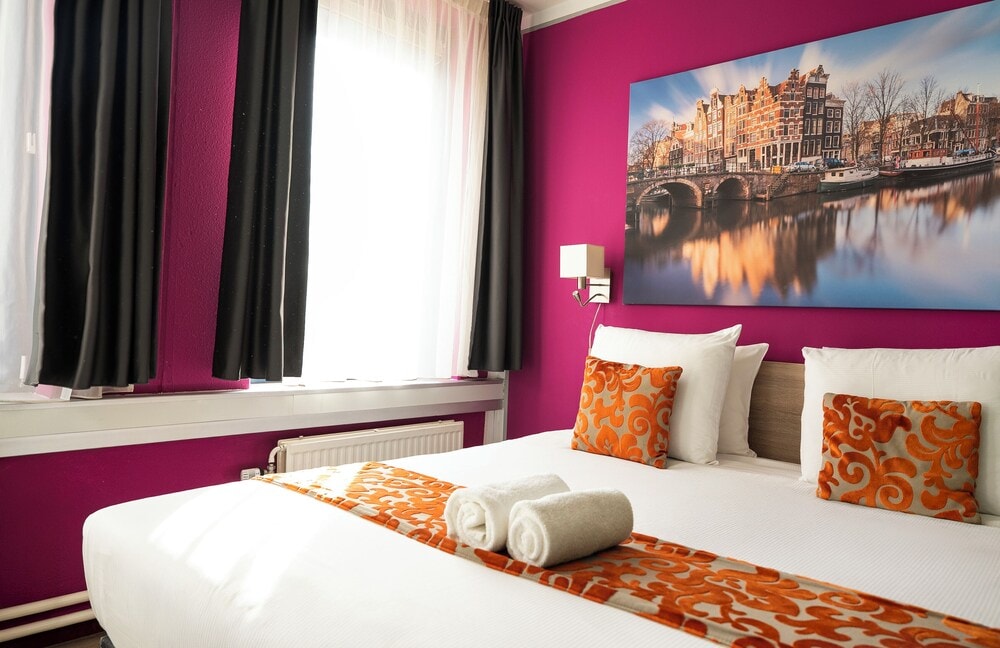Stockholm - Amsterdam - Amsterdam Teleport Hotel - Free Parking