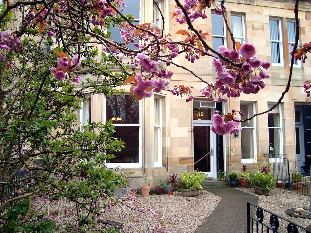 Ayr - Lochinver Guesthouse
