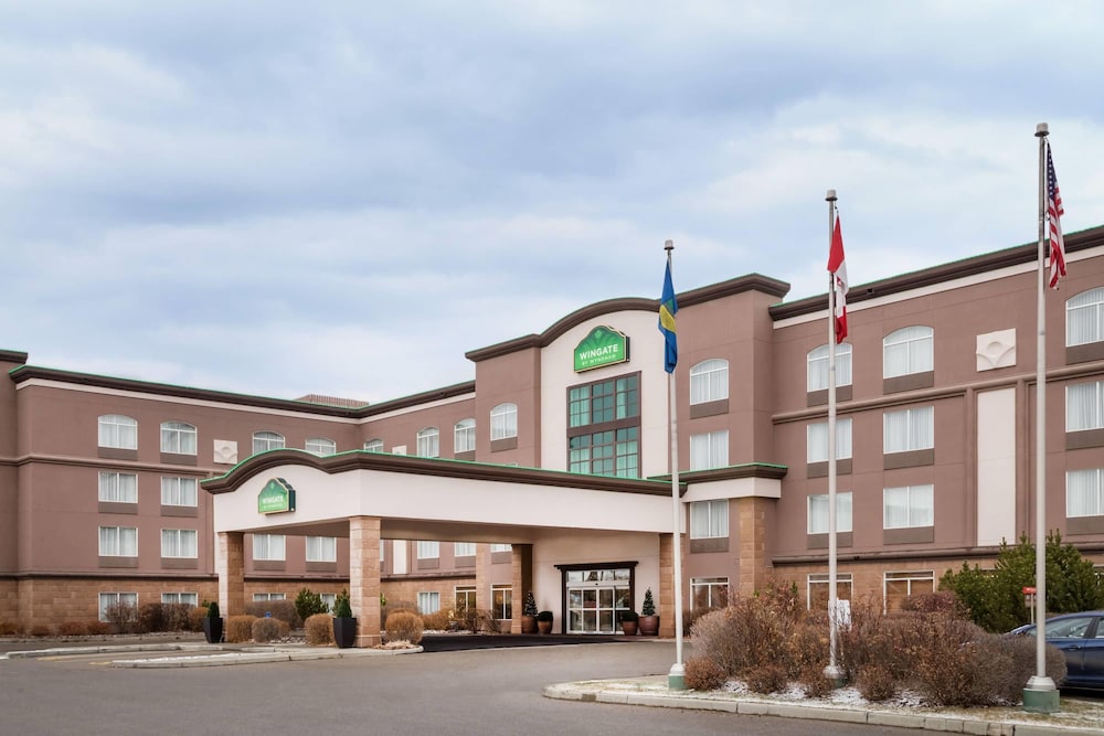 De Winton - Wingate by Wyndham Calgary South